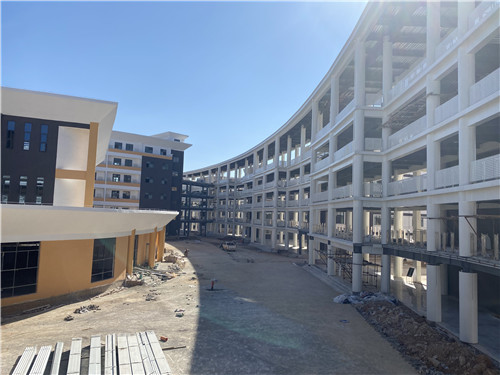 广南县桃源完全中学重钢建筑在建项目